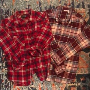 Lot is 2 Flannel Plaid Button downs